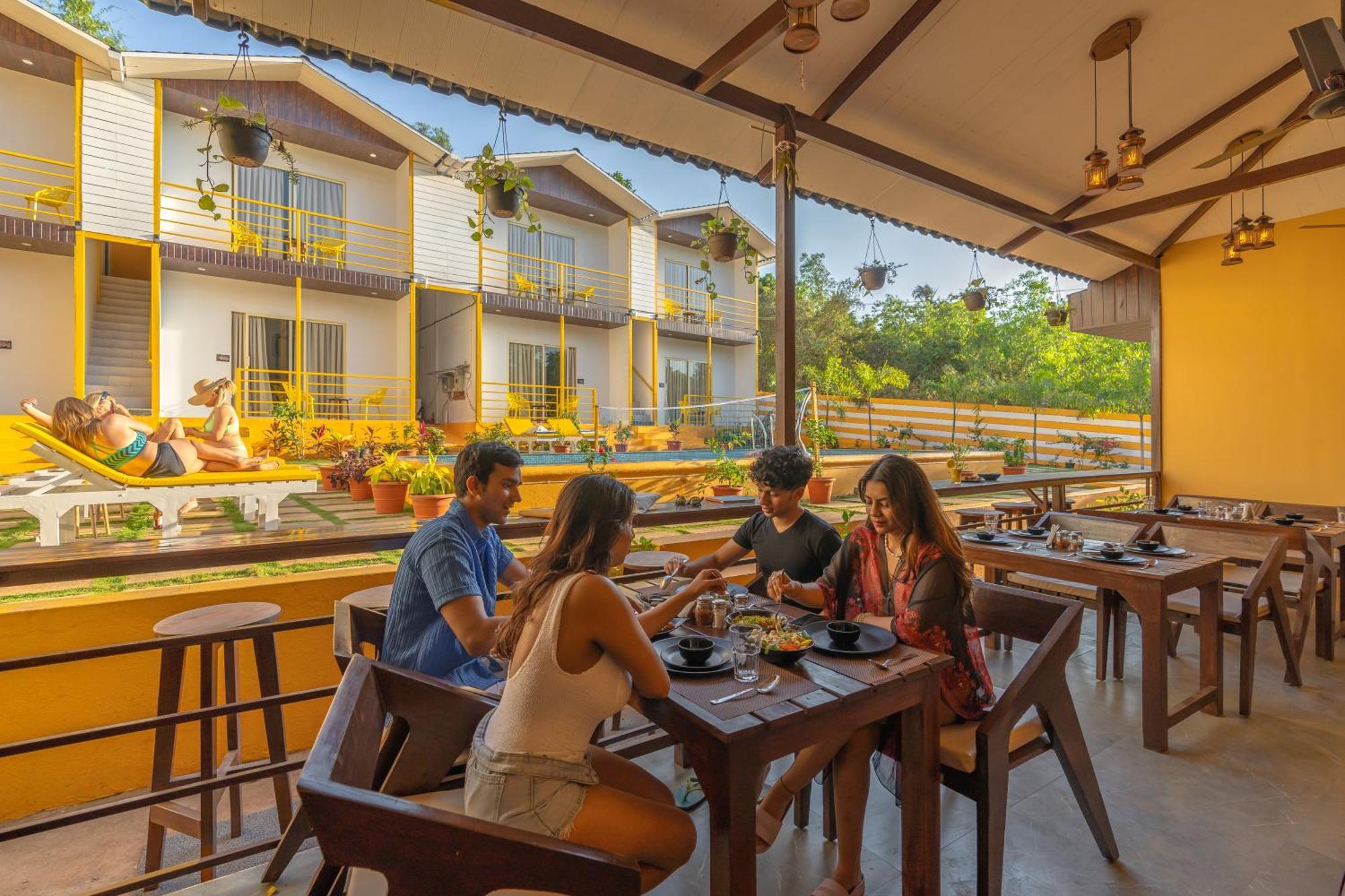 The Social Stays Goa, Morjim Formerly Artbuzz 외부 사진